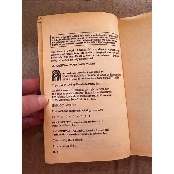 The Boy Next Door R.L. Stine Paperback Vtg 1st Edition Fear Street Pocket Books - Picture 6 of 16